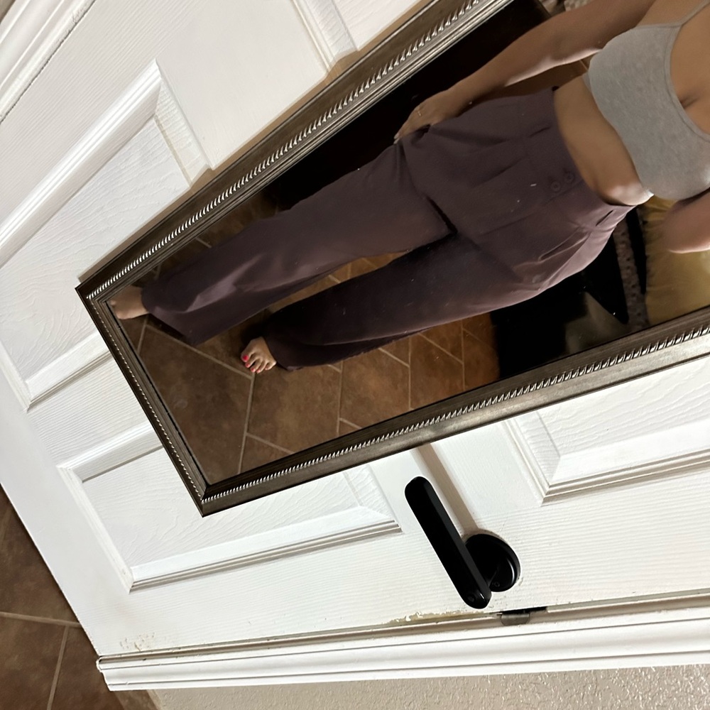 HALARA Mauve Pleated Pants - Picture 5 of 8